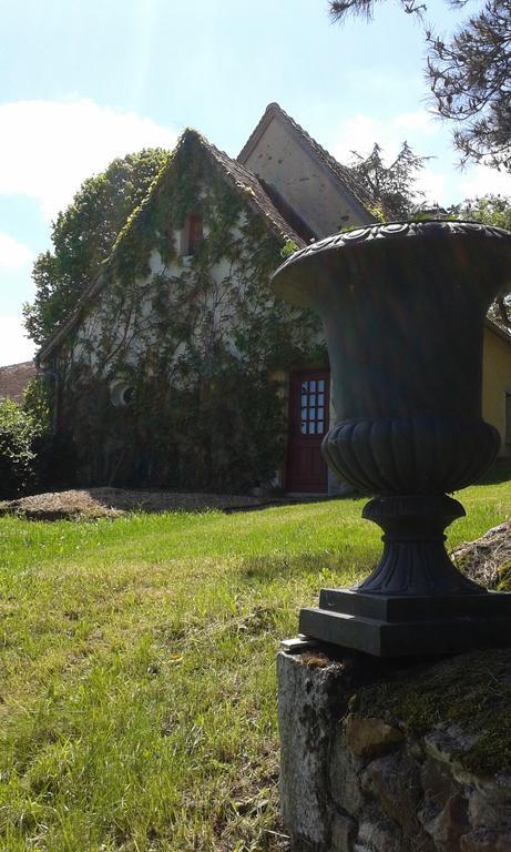 Gite De Serre Le Grand-Pressigny Exteriör bild